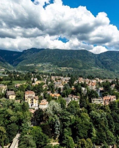 [Translate to Italiano:] obermais aussicht pulverturm 04655 1024x683