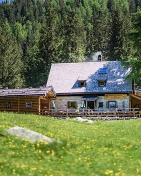 [Translate to Italiano:] Die Ifingerhütte