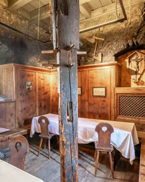 [Translate to Italiano:] henkerstuebele bozner tor